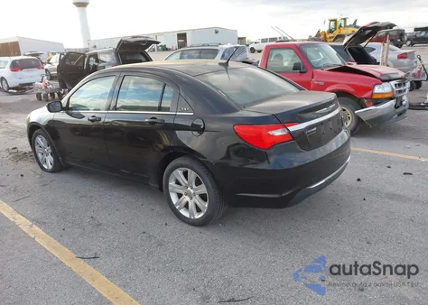 2011 Chrysler 200 Touring from USA, damaged, VIN 1C3BC1FB5BN612199